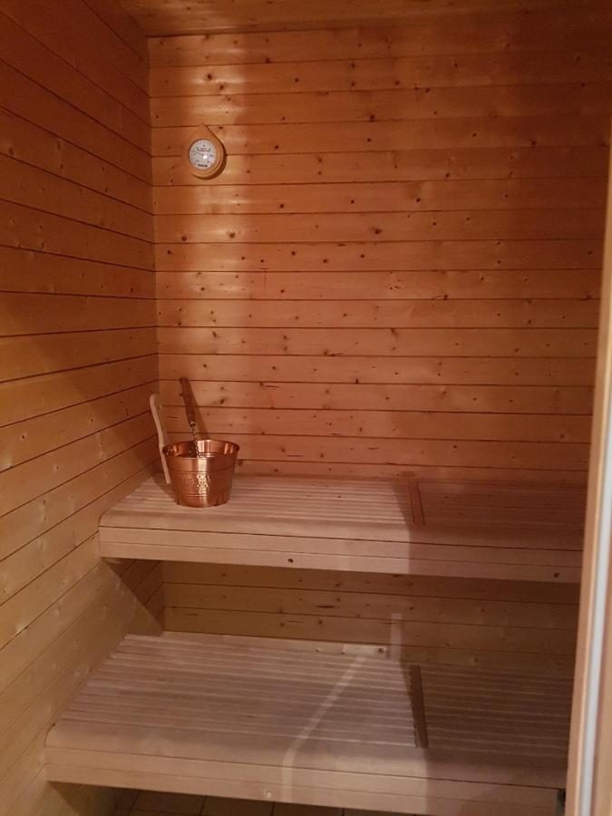 Funaesdalsporten Roeda Husen Funaesdalen Екстериор снимка